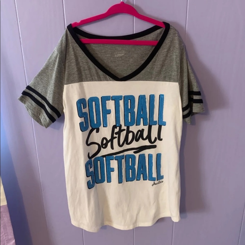 Softball tee